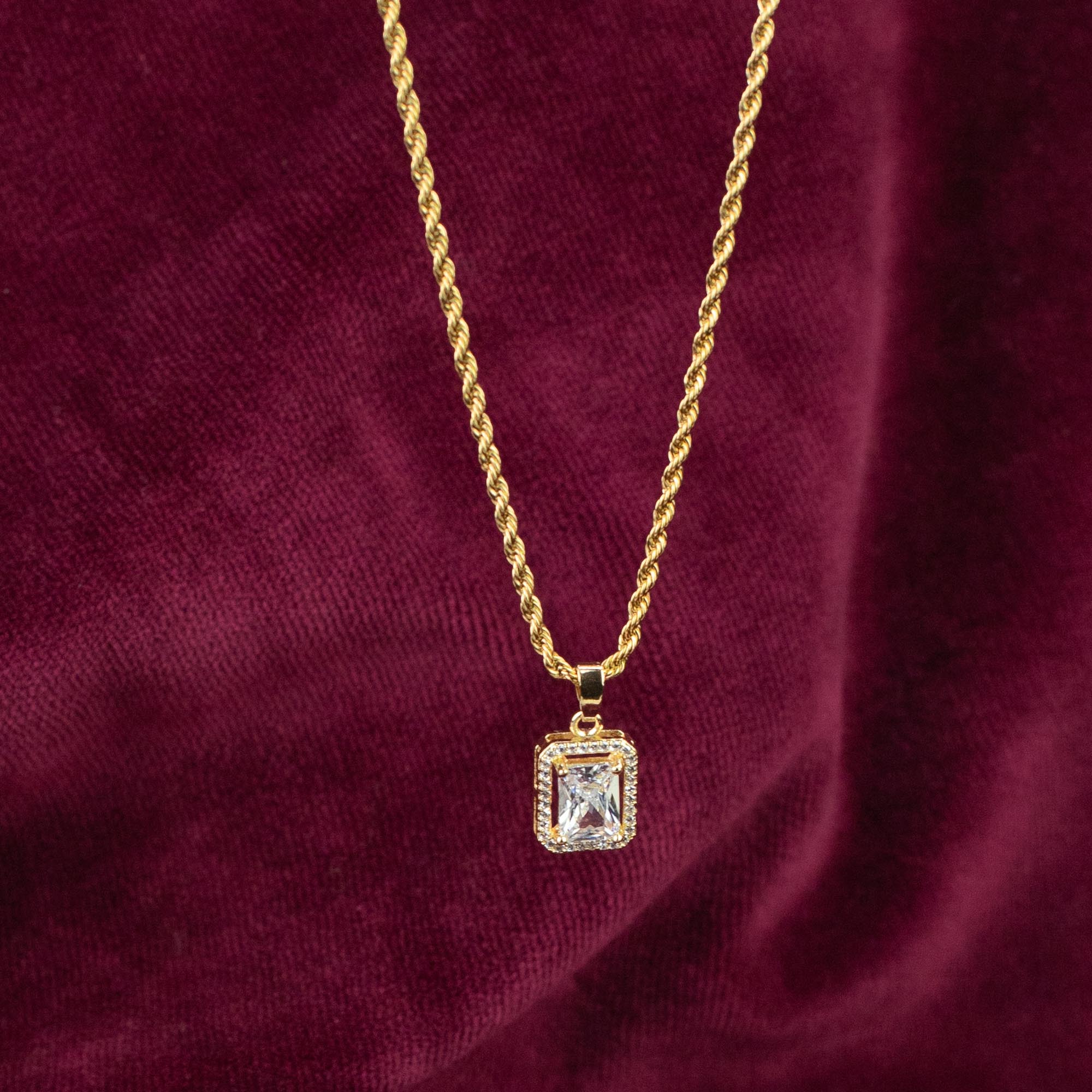 Regina White Gold Necklace with Zircons