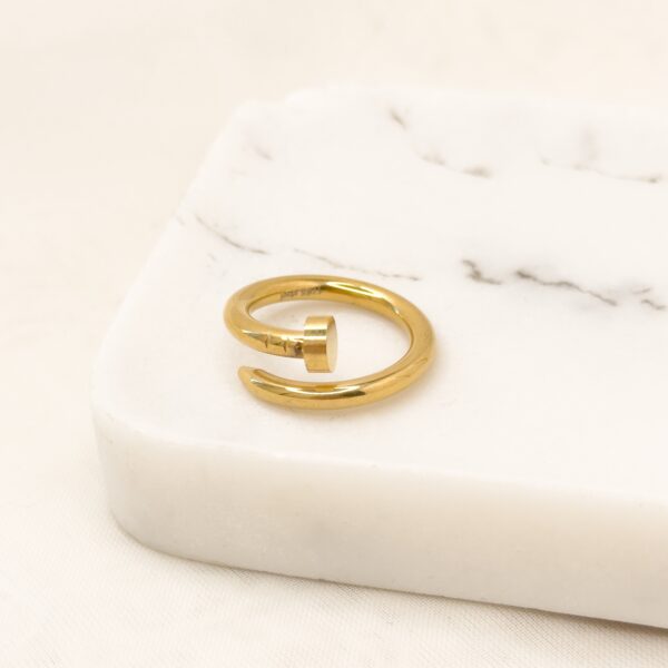 Nail Gold Δαχτυλίδι