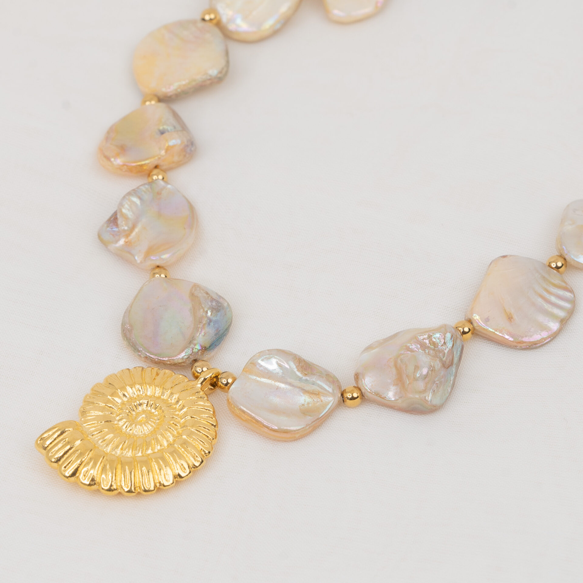 Amalfi Gold Κολιέ με Κοχύλι - Image 2