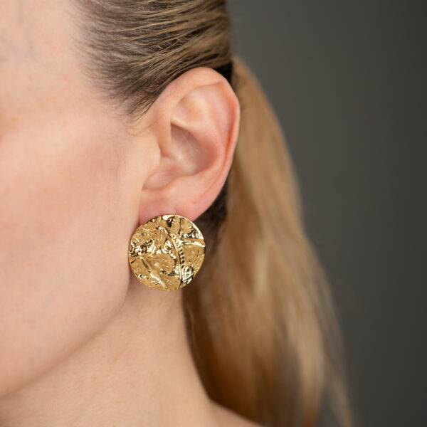 Doré Gold Σκουλαρίκια Δίσκοι με Ανάγλυφο Σχέδιο
