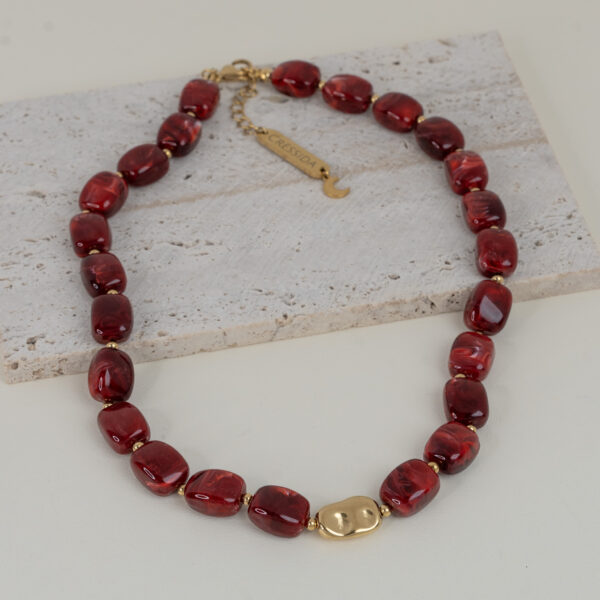 Velvet Red Gold Κολιέ με Μπορντό Οβάλ Χάντρες